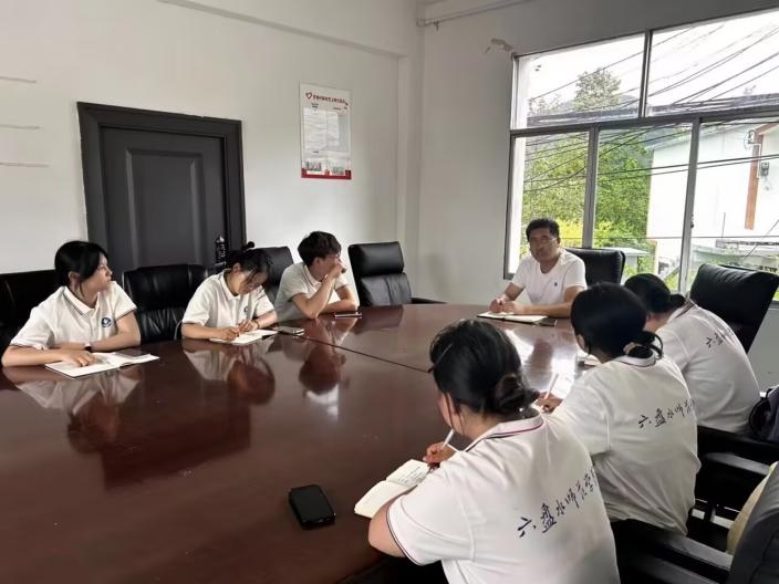 乌蒙十载践初心 同心筑梦董地兴