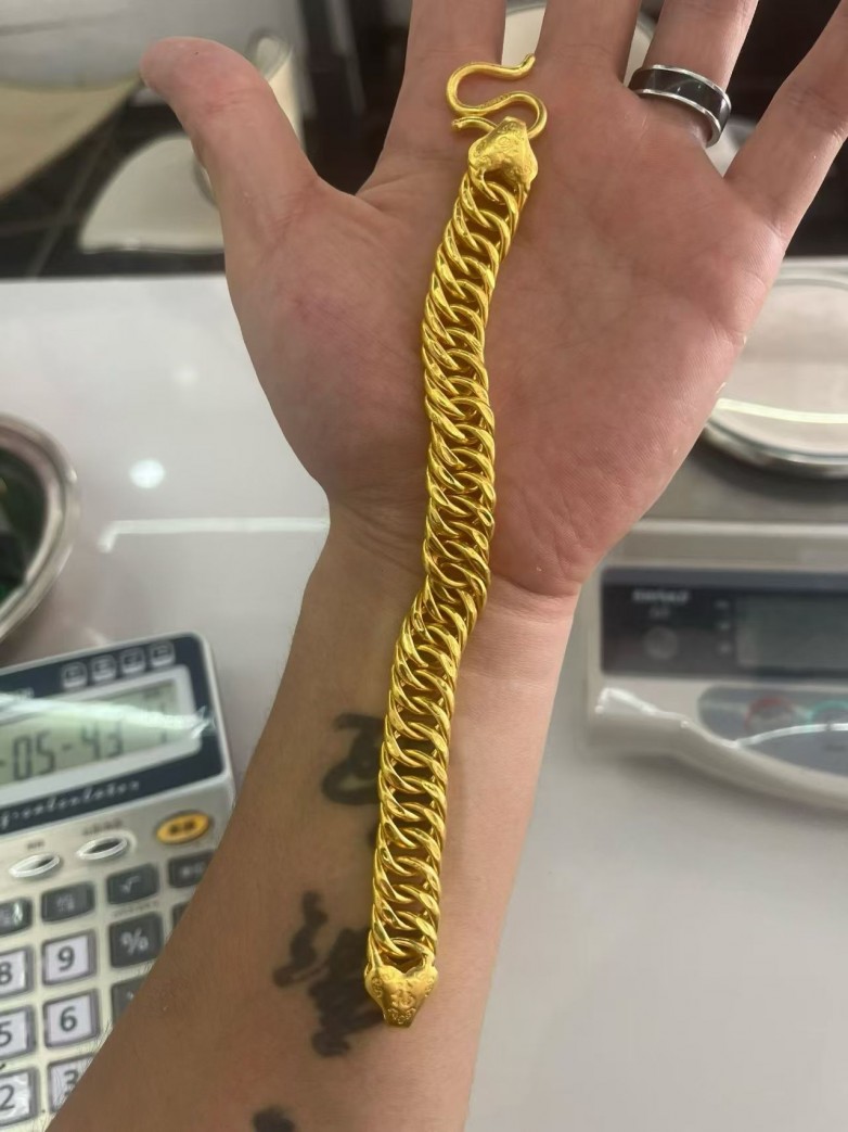 aa14edc98916d92f9d6d8e201ee04f80.jpg