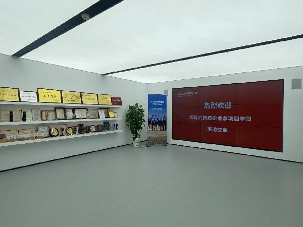 7cc2135f-fdfe-4444-8458-976506d0ed4f.jpg